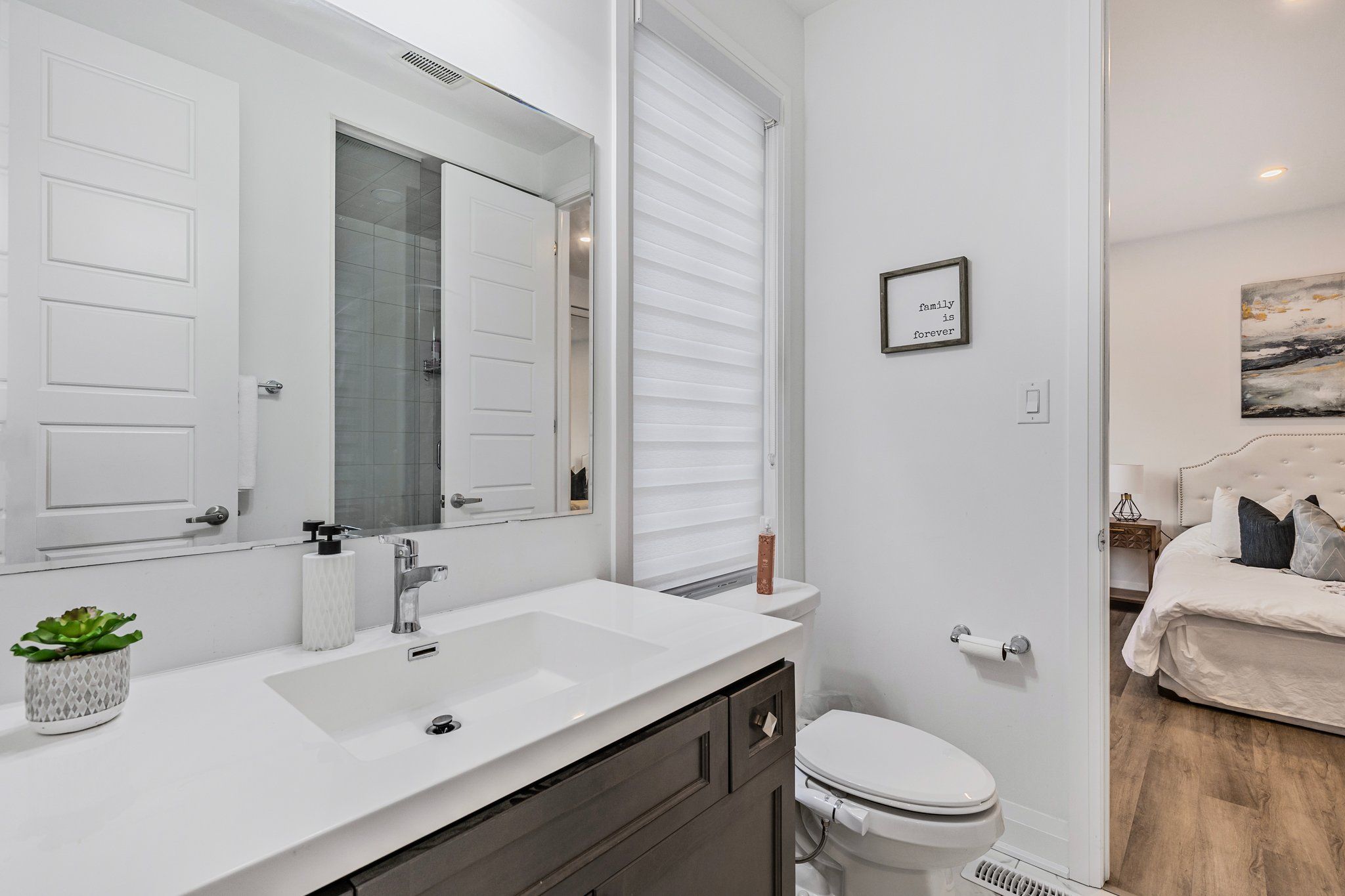 1411 Lobelia Crescent