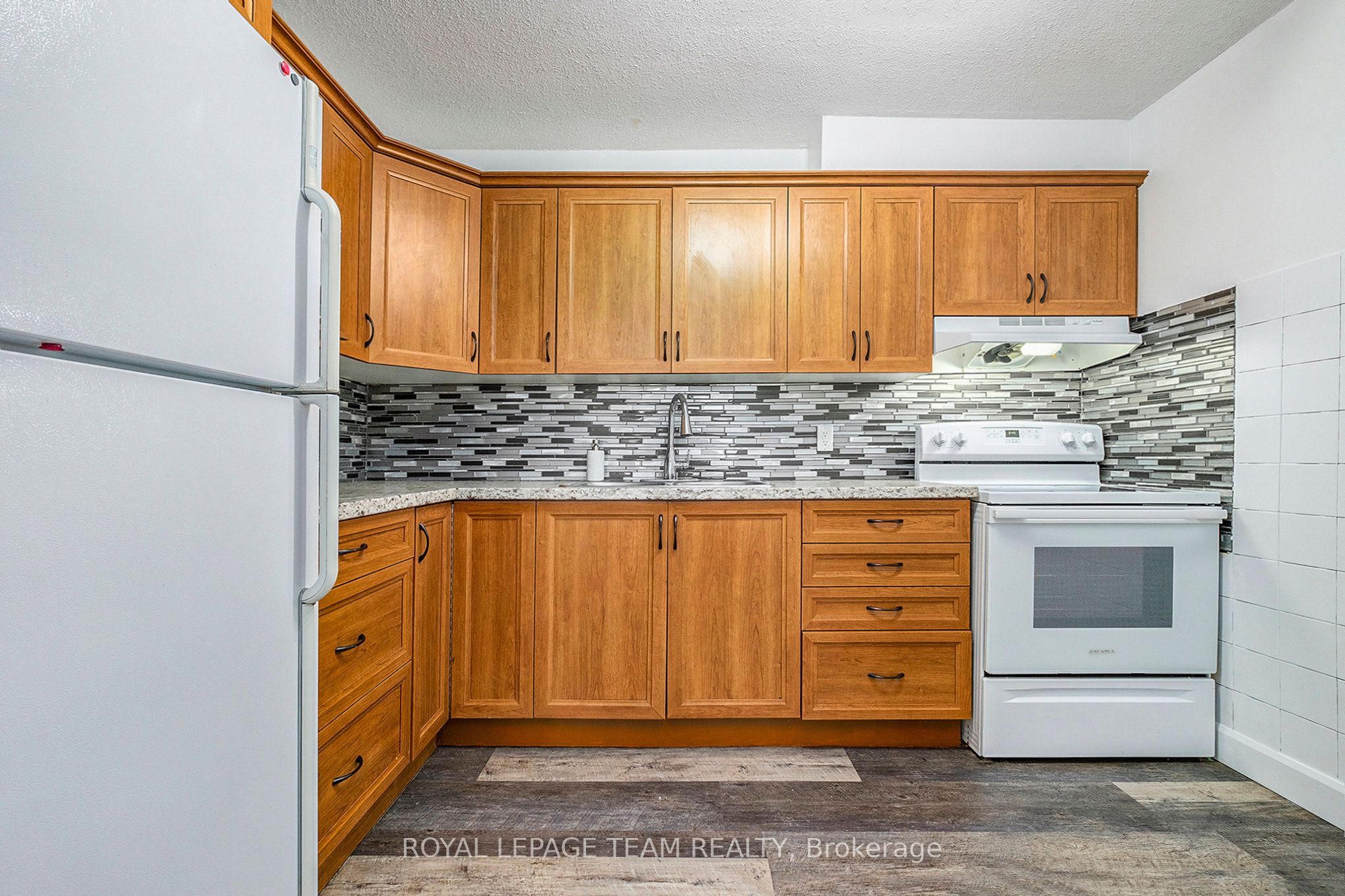 900 DYNES Road #507, Mooneys Bay - Carleton Heights and Area 4702 - Carleton Square