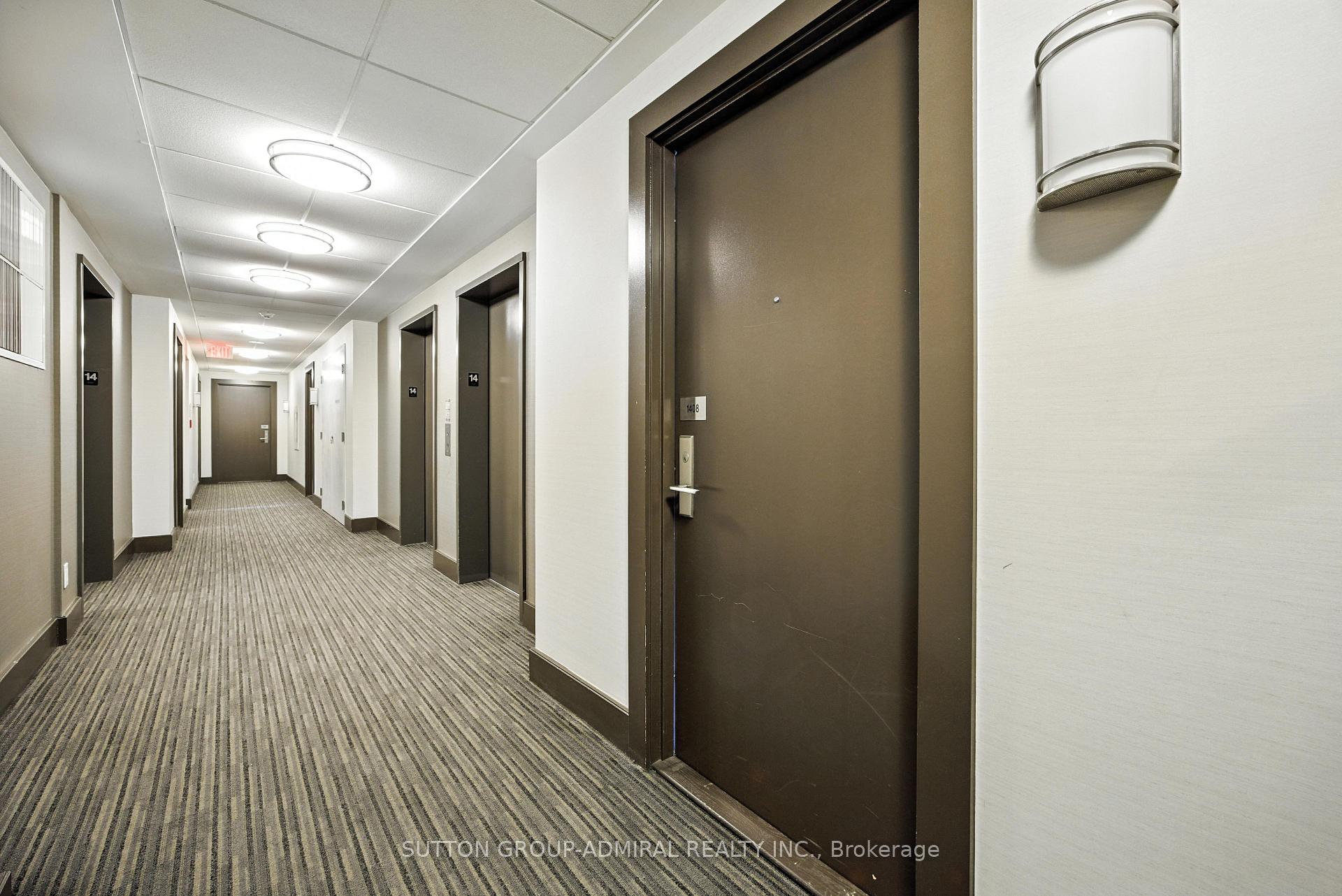 1 Bedroom Condo at 30 Herons Hill, Toronto For sale