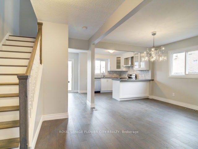 16 Ecclestone Drive, Brampton, ON L6X 3L6