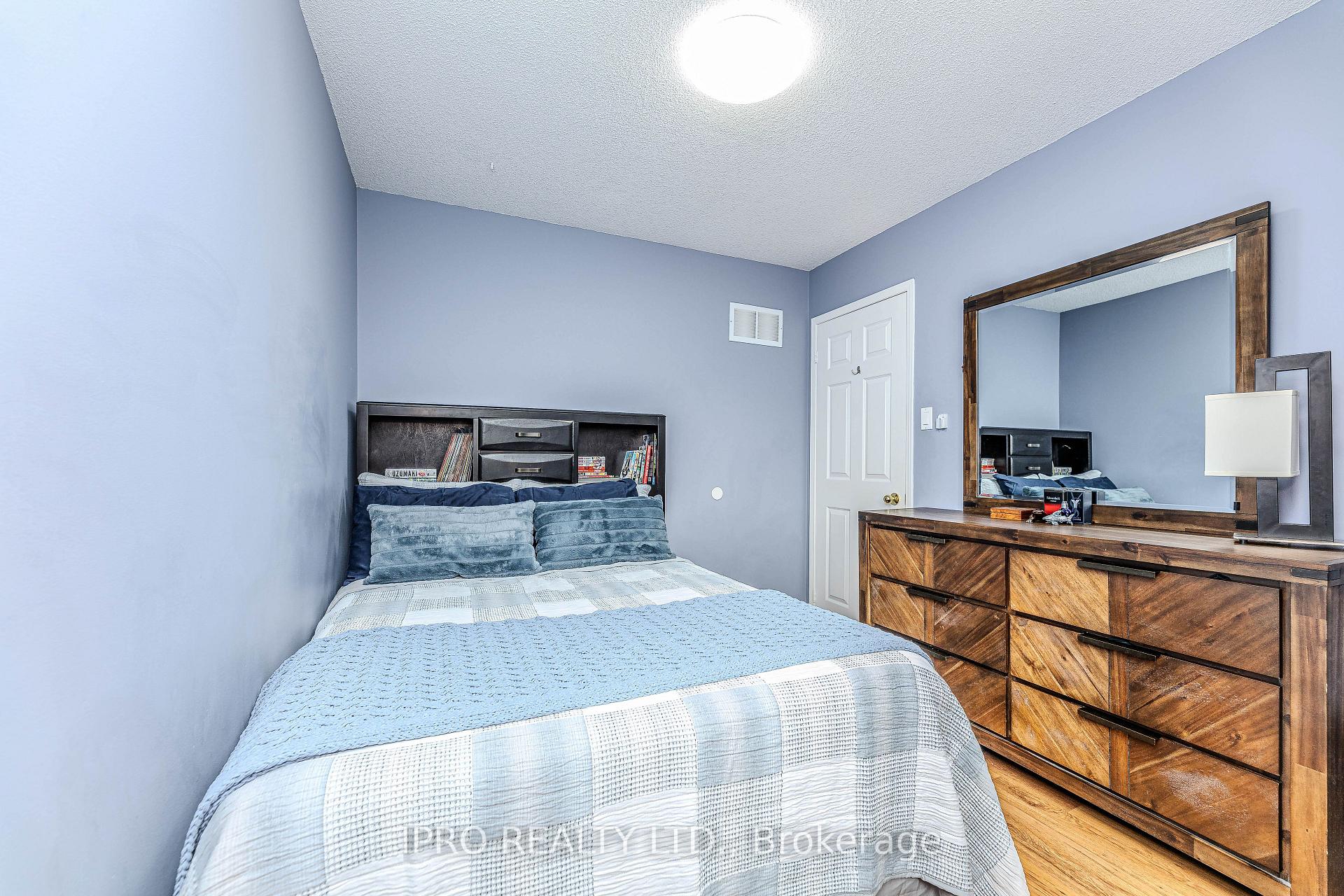 3 Bedrooms Condo at 78 Tania, Vaughan For sale
