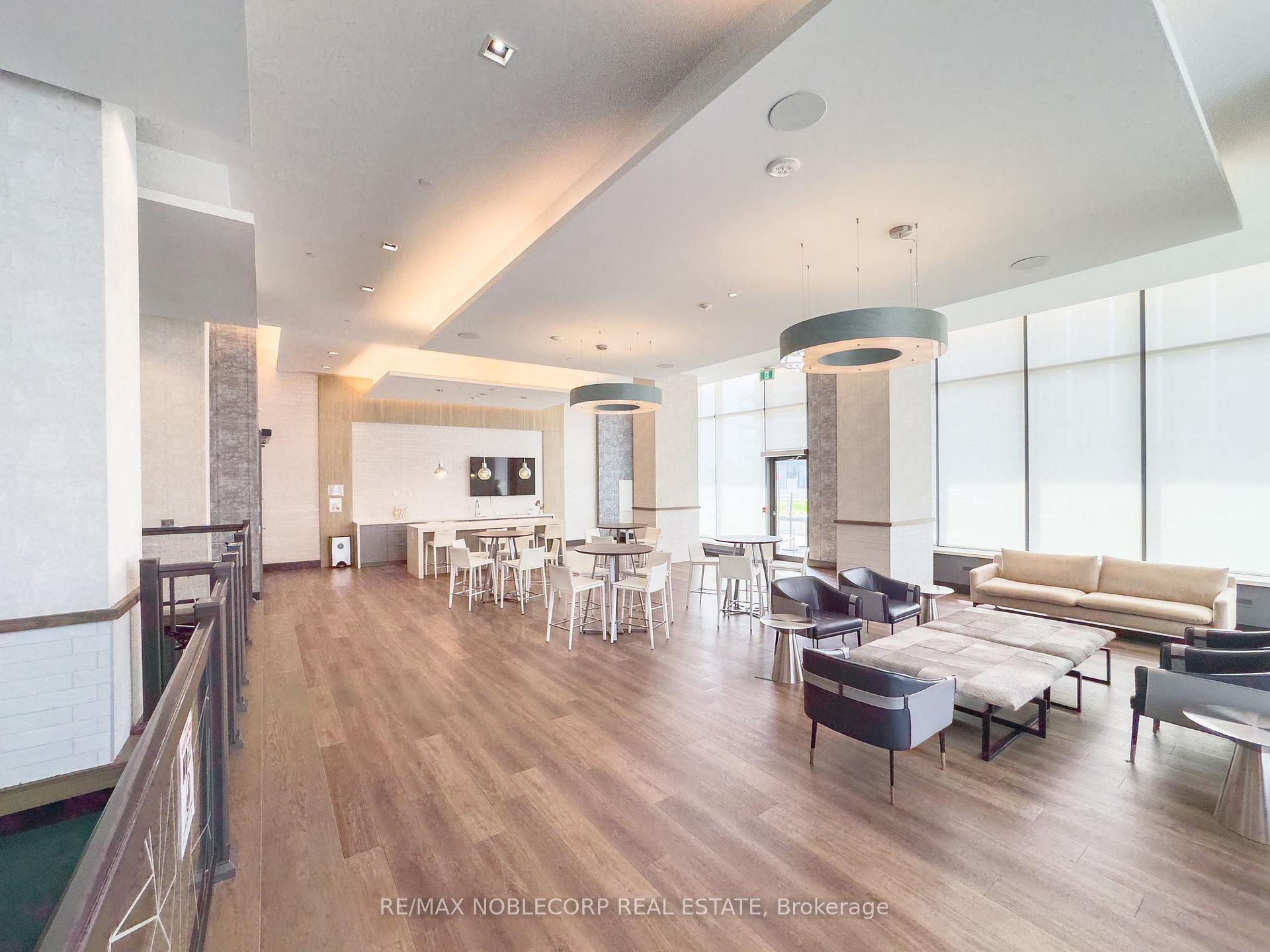 2 Bedrooms Condo at 9000 Jane, Vaughan For sale