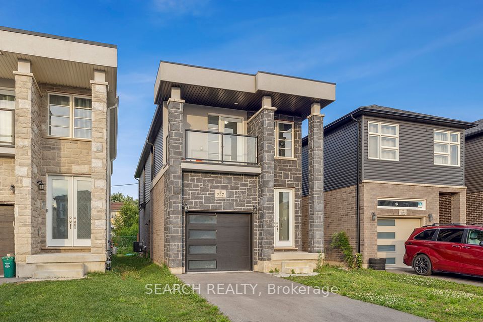 217 Louise Street, Welland, ON L3B 1T2
