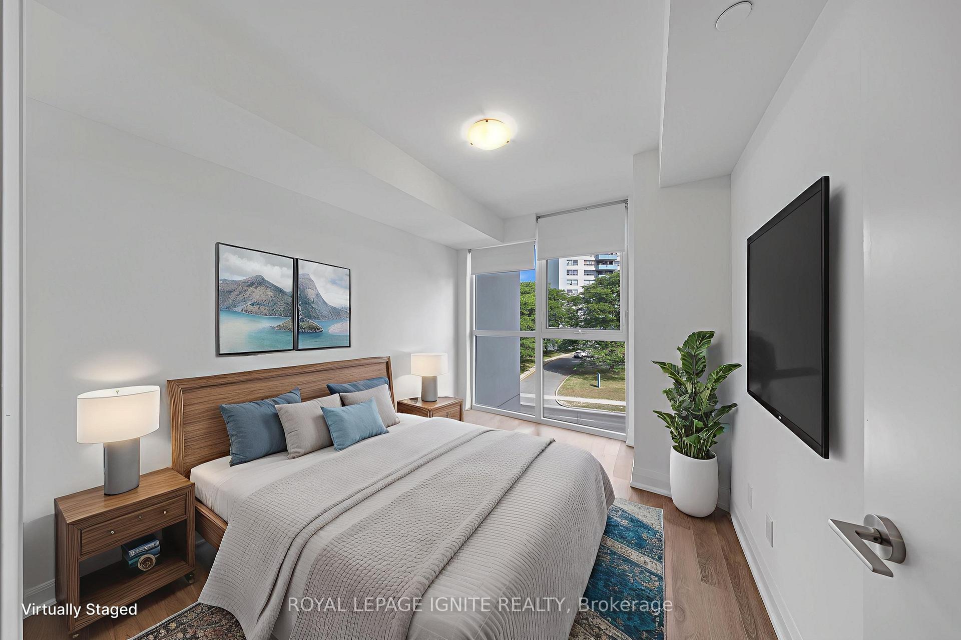 3 Bedrooms Condo at 1461 Lawrence, Toronto For sale