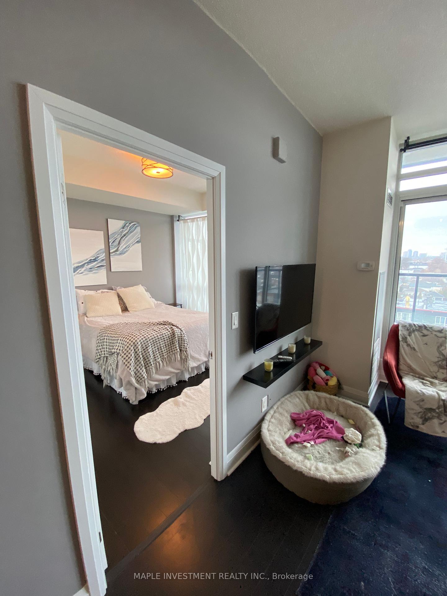 2 Bedrooms Condo at 1185 The Queensway,  Toronto For sale