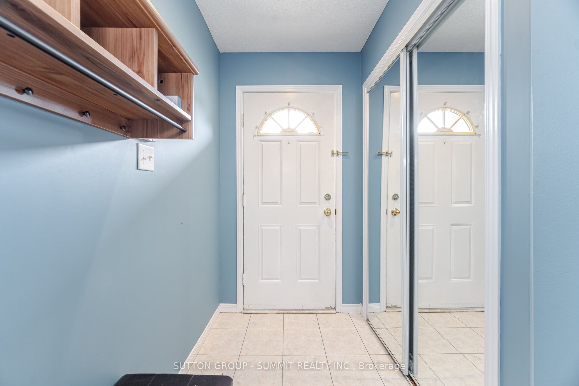 1809 Upper Wentworth Street, #32