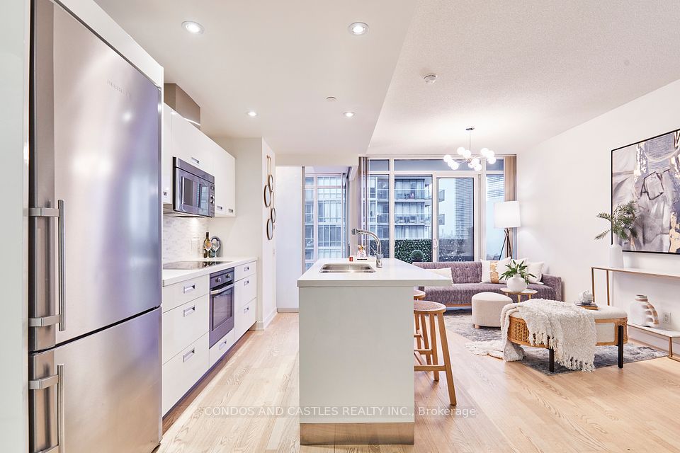 88 Park Lawn