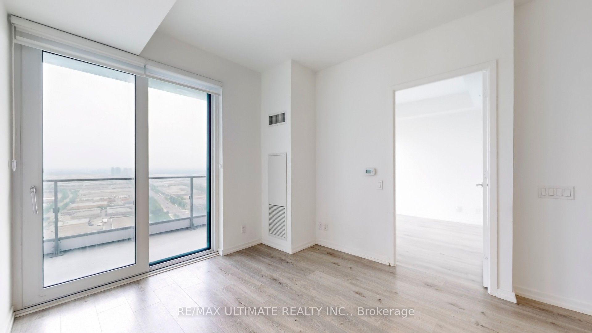 1000 Portage Parkway, #3701