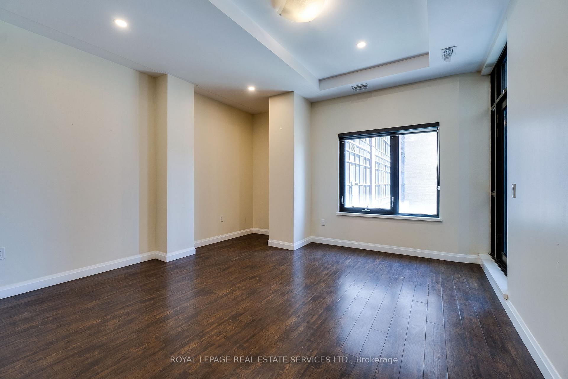 1 Bedroom Condo at 112 King, Hamilton For sale
