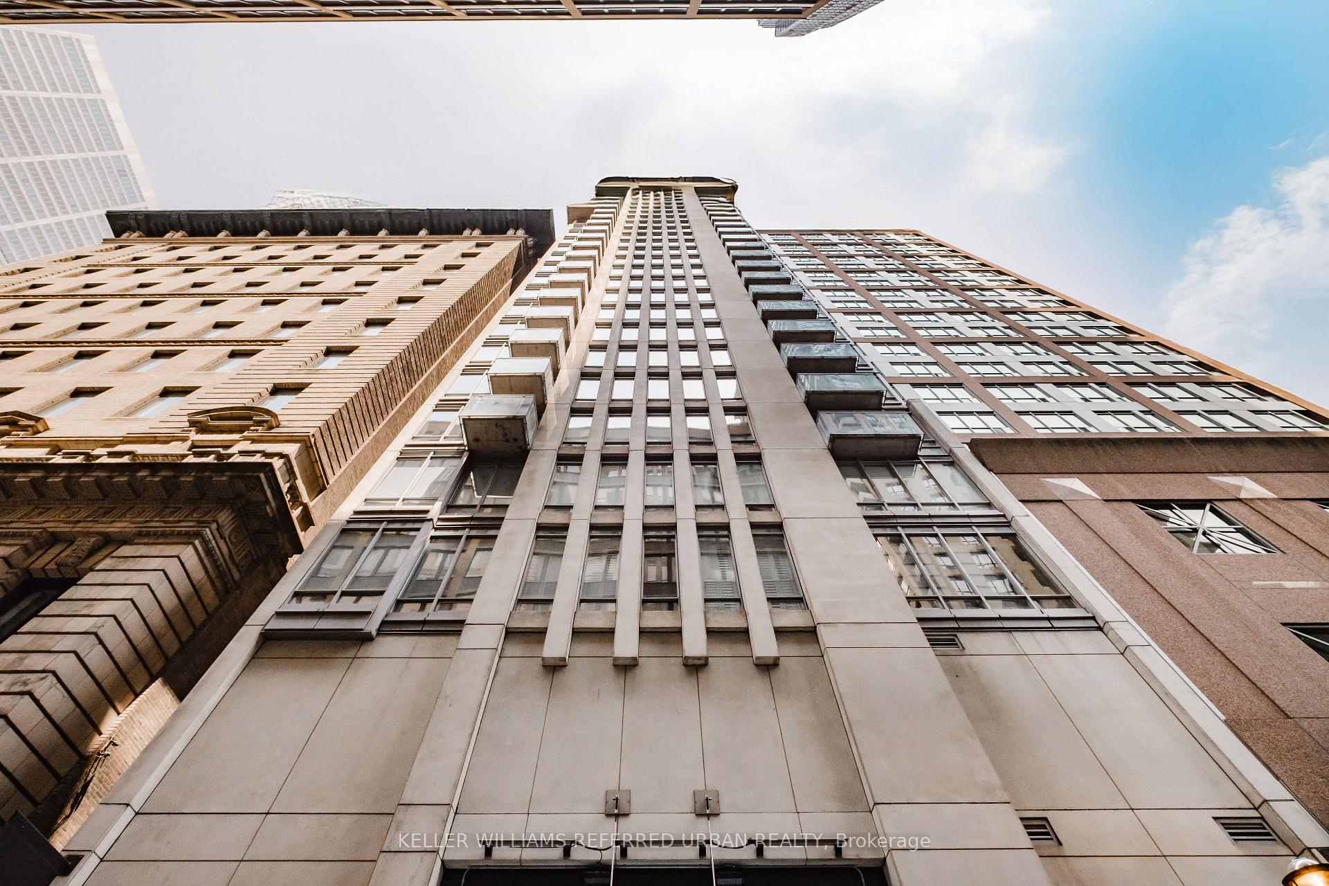 1 Bedroom Condo at 8 Colborne, Toronto For sale