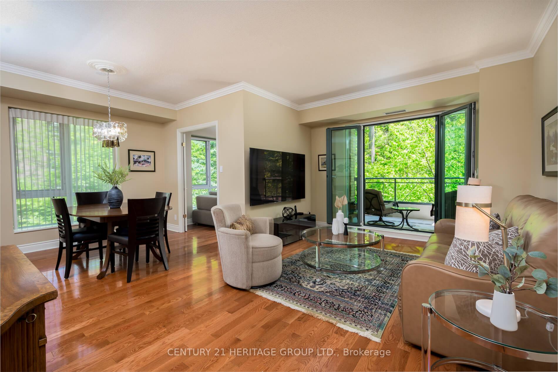 2 Bedrooms Condo at 11 William Carson, Toronto For sale