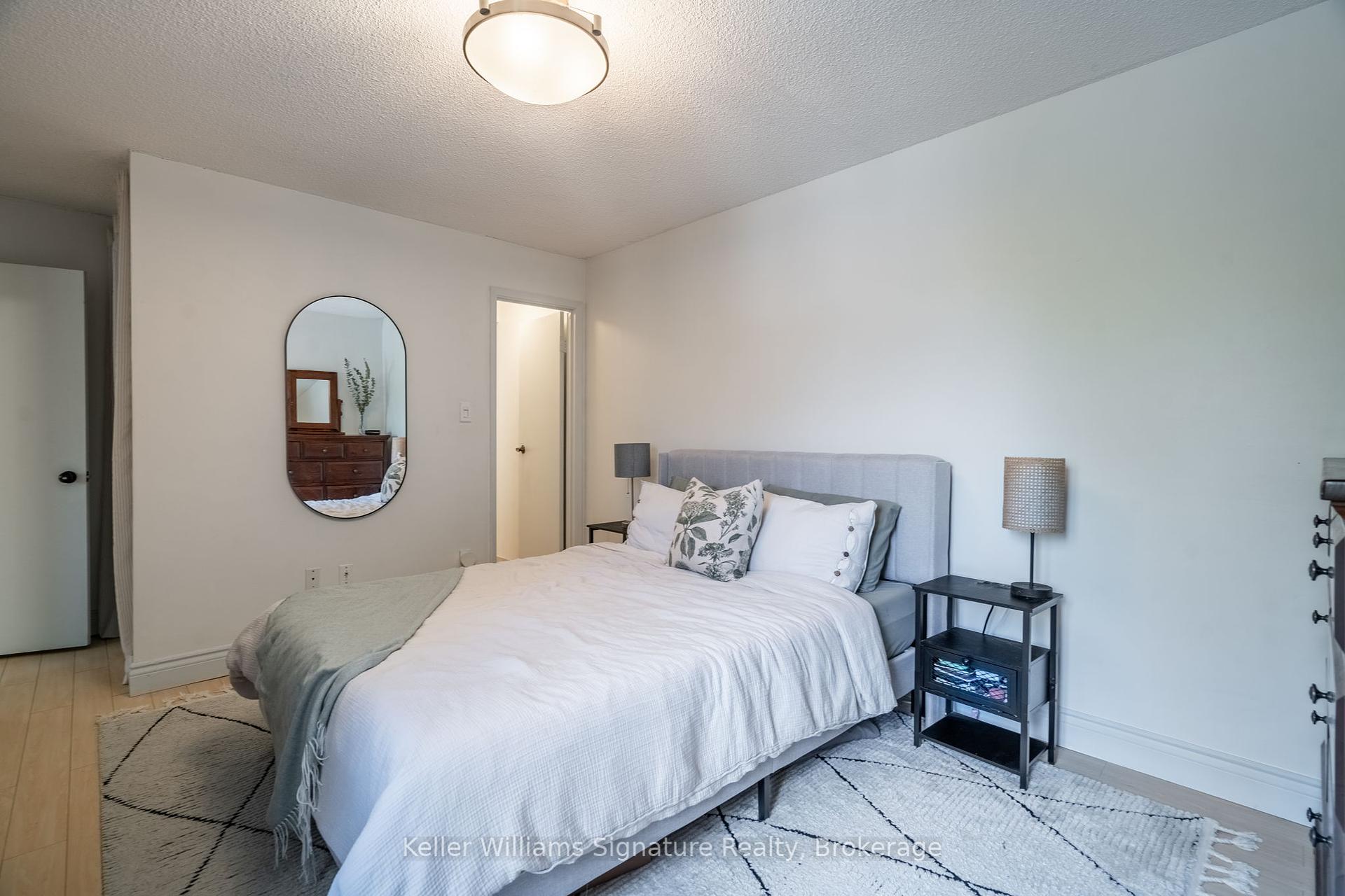 3 Bedrooms Condo at 3835 Lake Shore, Toronto For sale