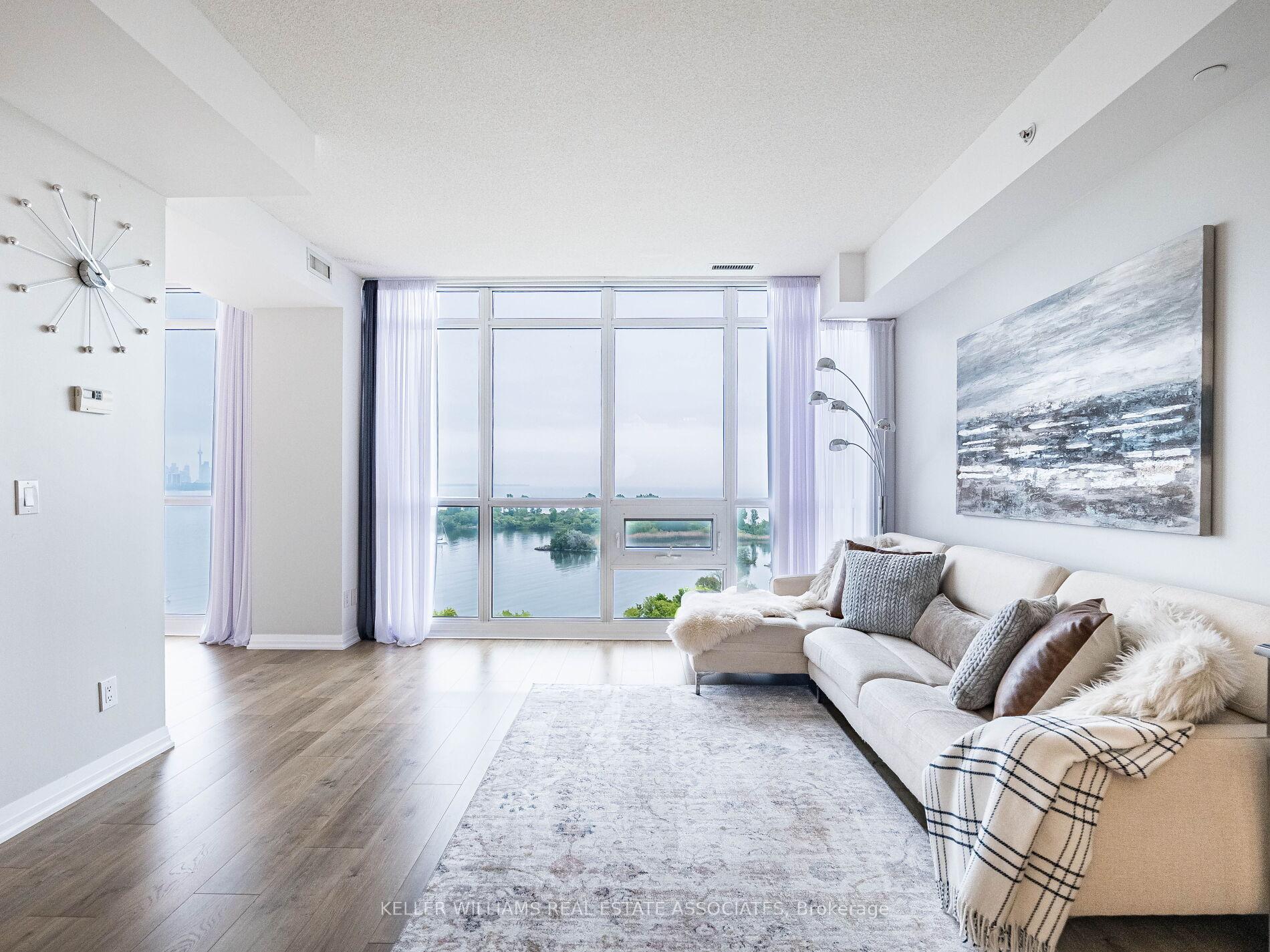 3 Bedrooms Condo at 59 Annie Craig, Toronto For sale