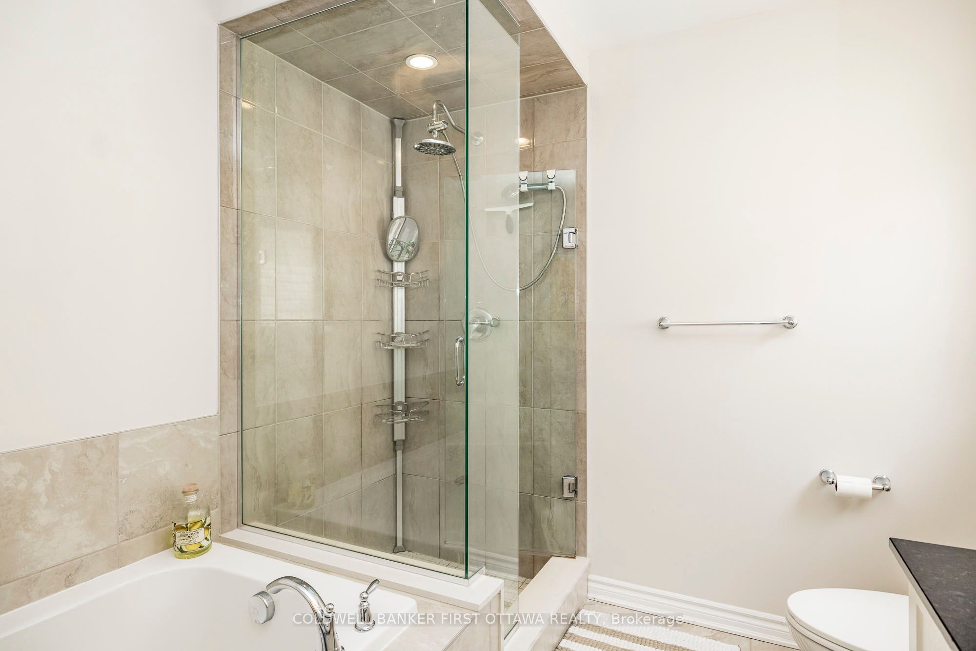 170 FLOWING CREEK Circle