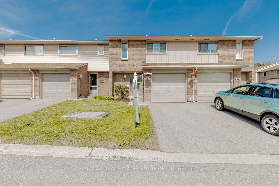 1526 Lancaster