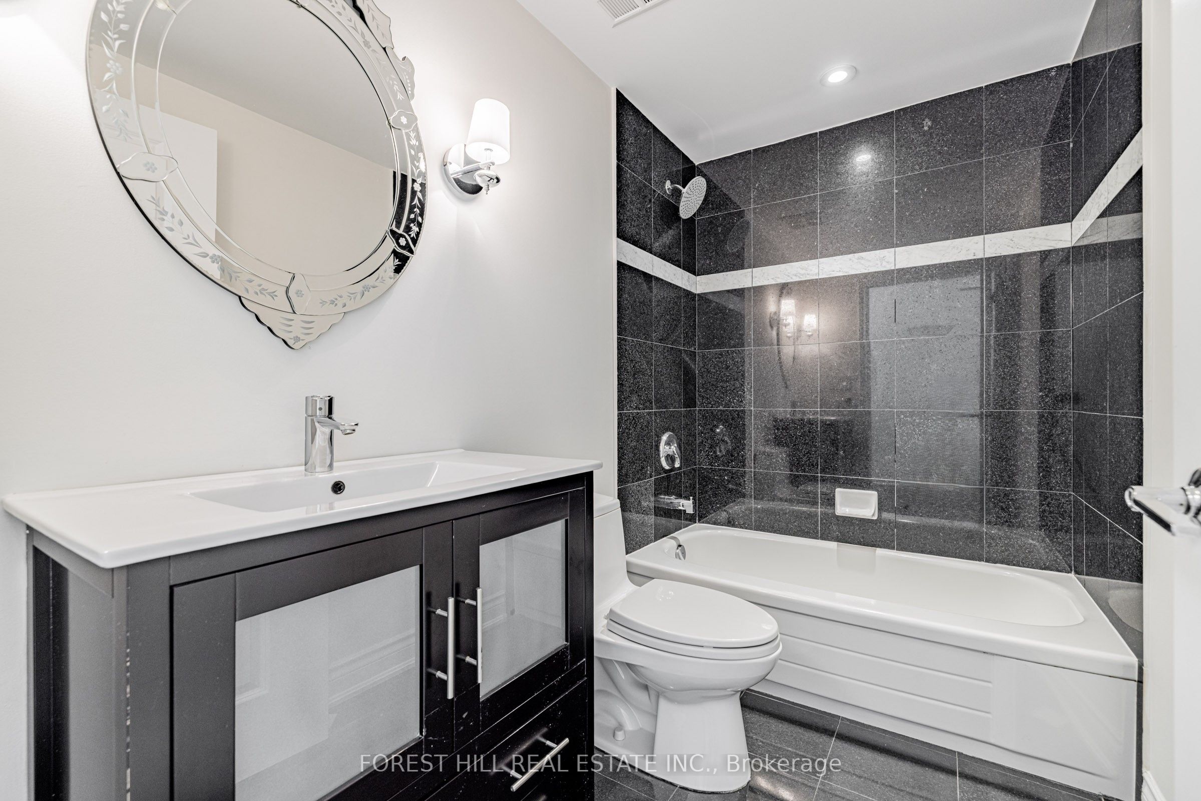 800 Spadina Road, #602