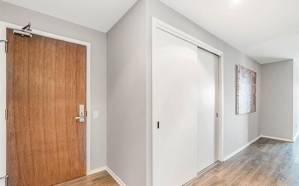 783 Bathurst Street 413