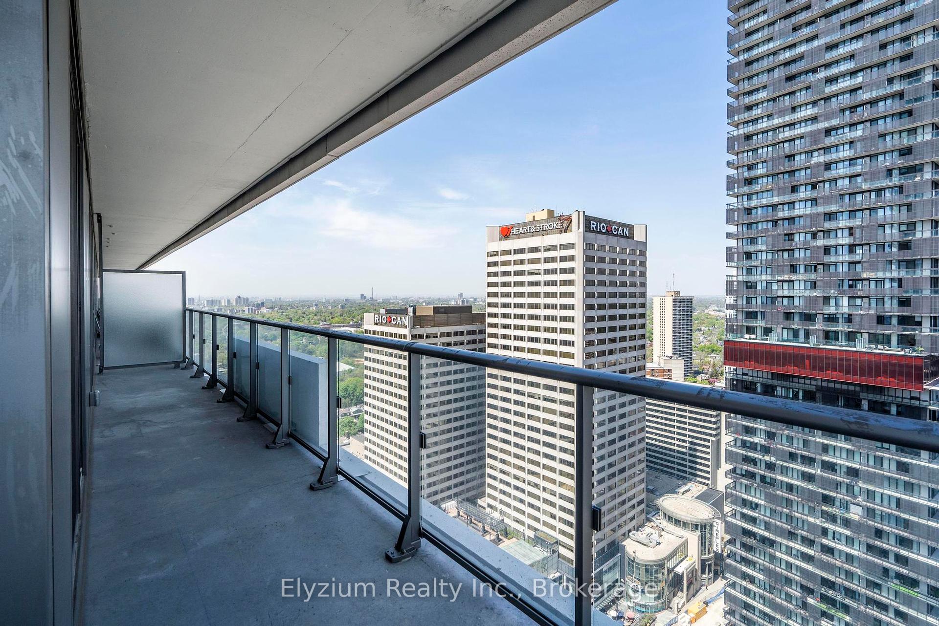 2 Bedrooms Condo at 2221 Yonge, Toronto For sale