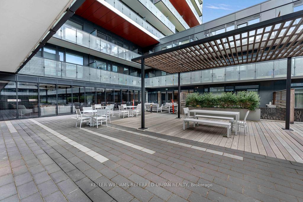 3 Bedrooms Condo at 35 Rolling Mills, Toronto For sale