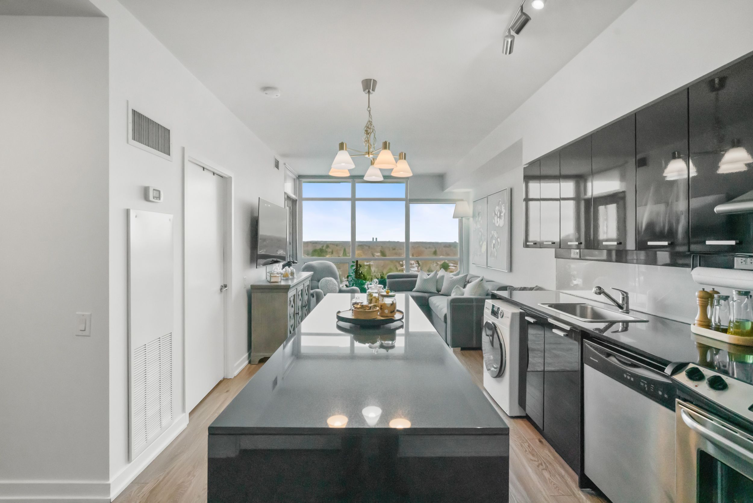 15 Singer Court Ph06
