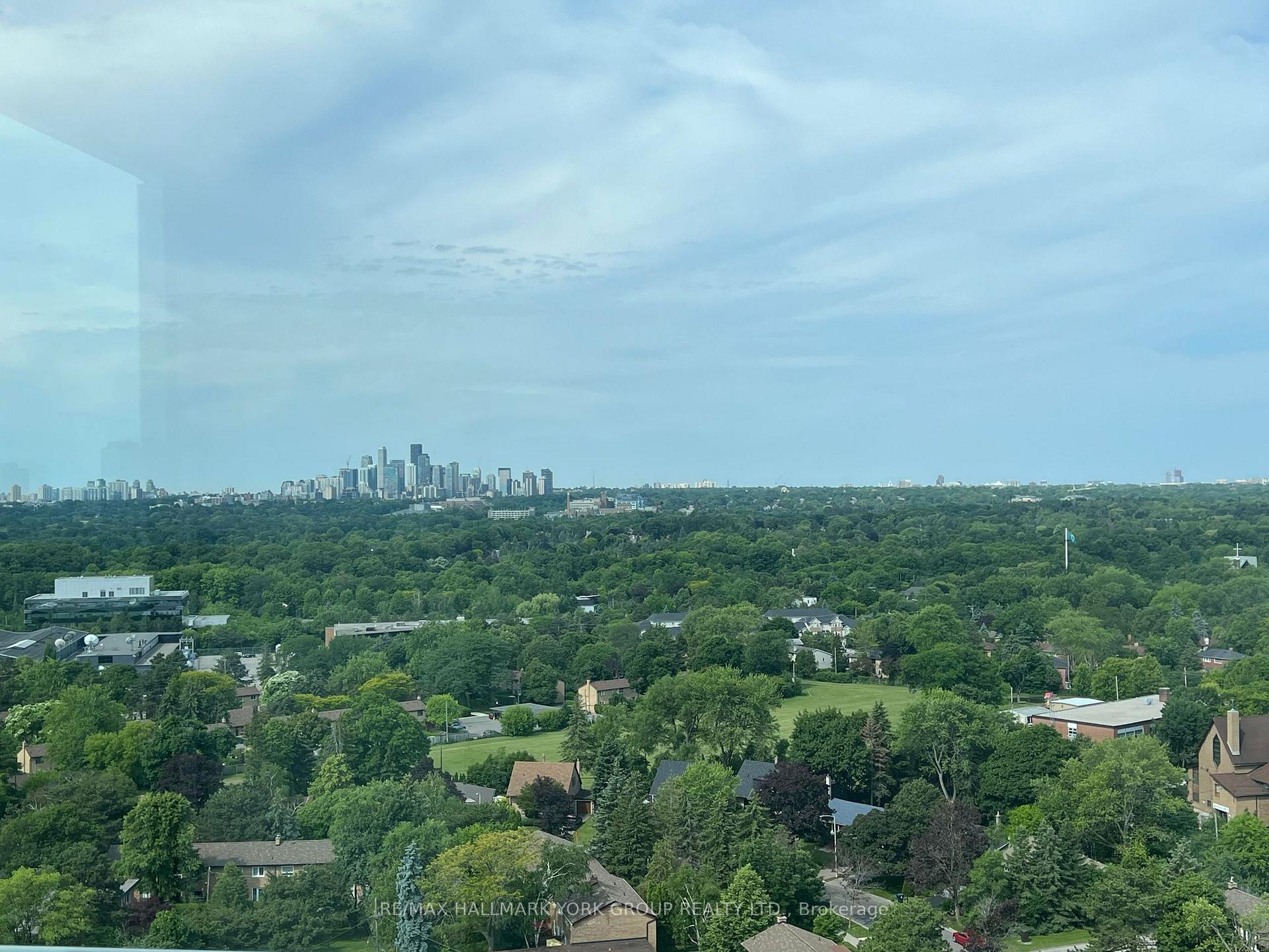 3 Bedrooms Condo at 20 O’Neill, Toronto For sale