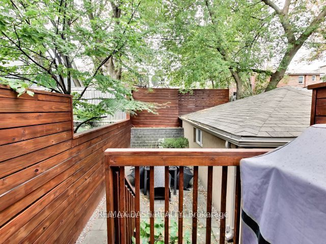 82 Robina Avenue