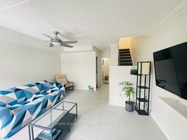 180 Mississauga Valley Boulevard, Mississauga, ON L5A 3M2