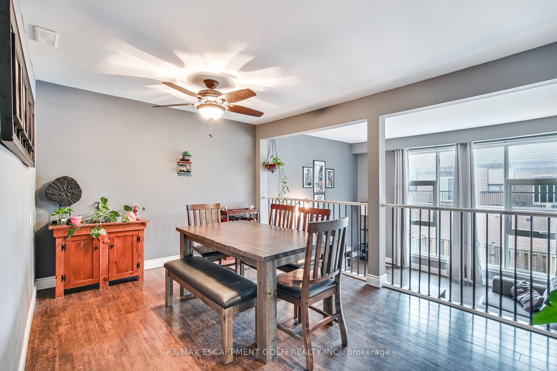 4 Bedrooms Condo at 23 WATSONS, Hamilton For sale