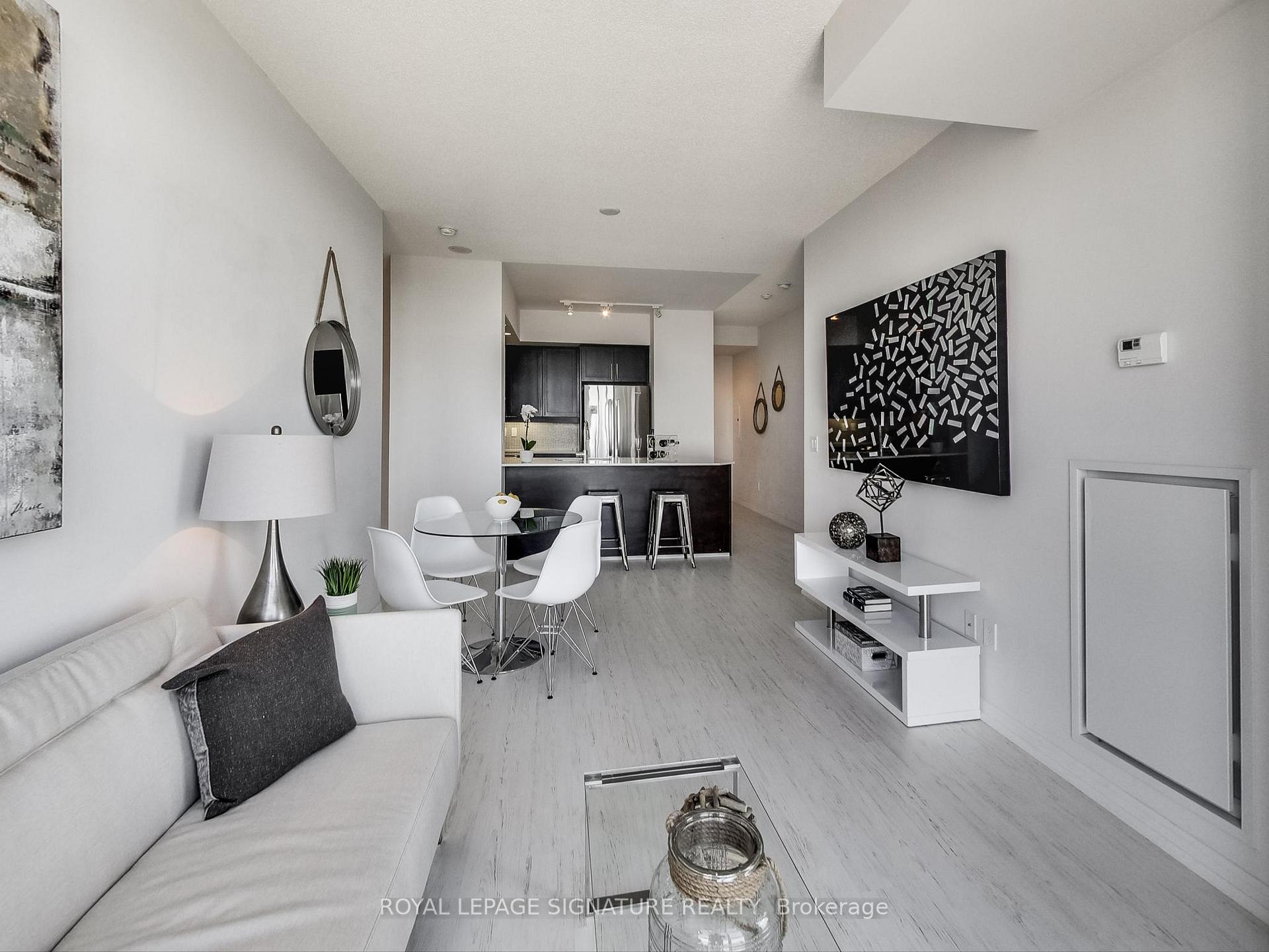 3 Bedrooms Condo at 85 East Liberty, Toronto For sale