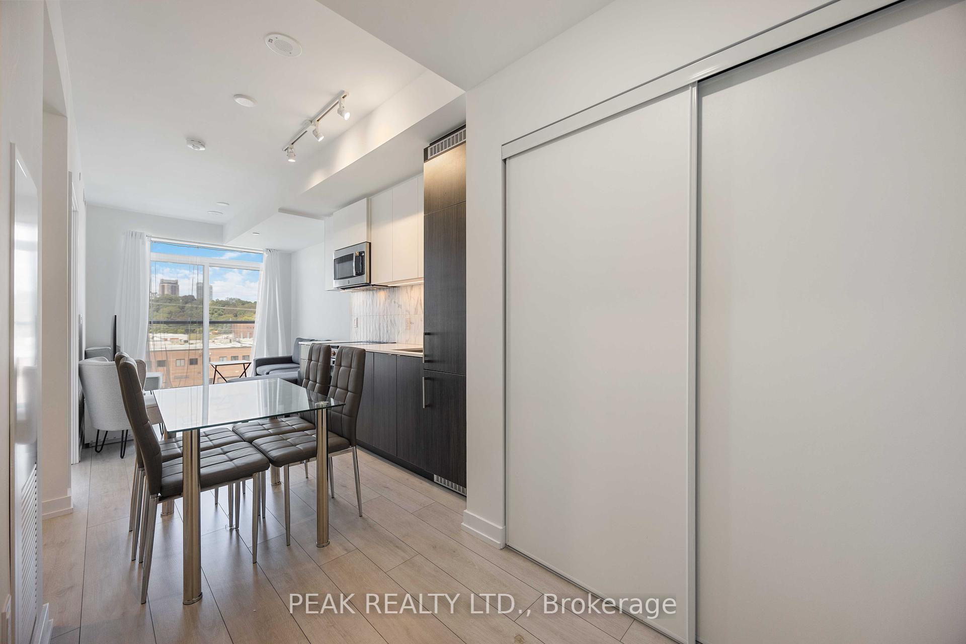 1 Bedroom Condo at 500 Dupont,  Toronto For sale