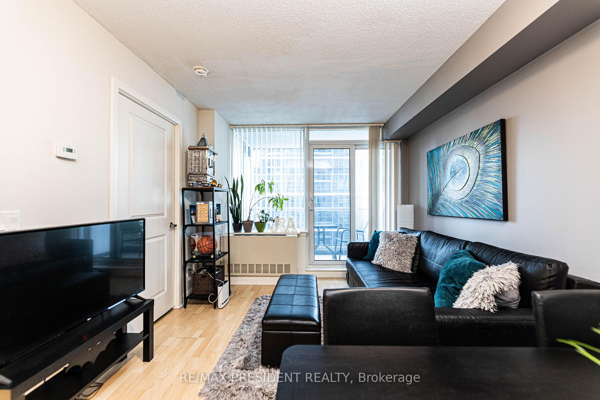 1 Bedroom Condo at 4978 Yonge, Toronto For sale