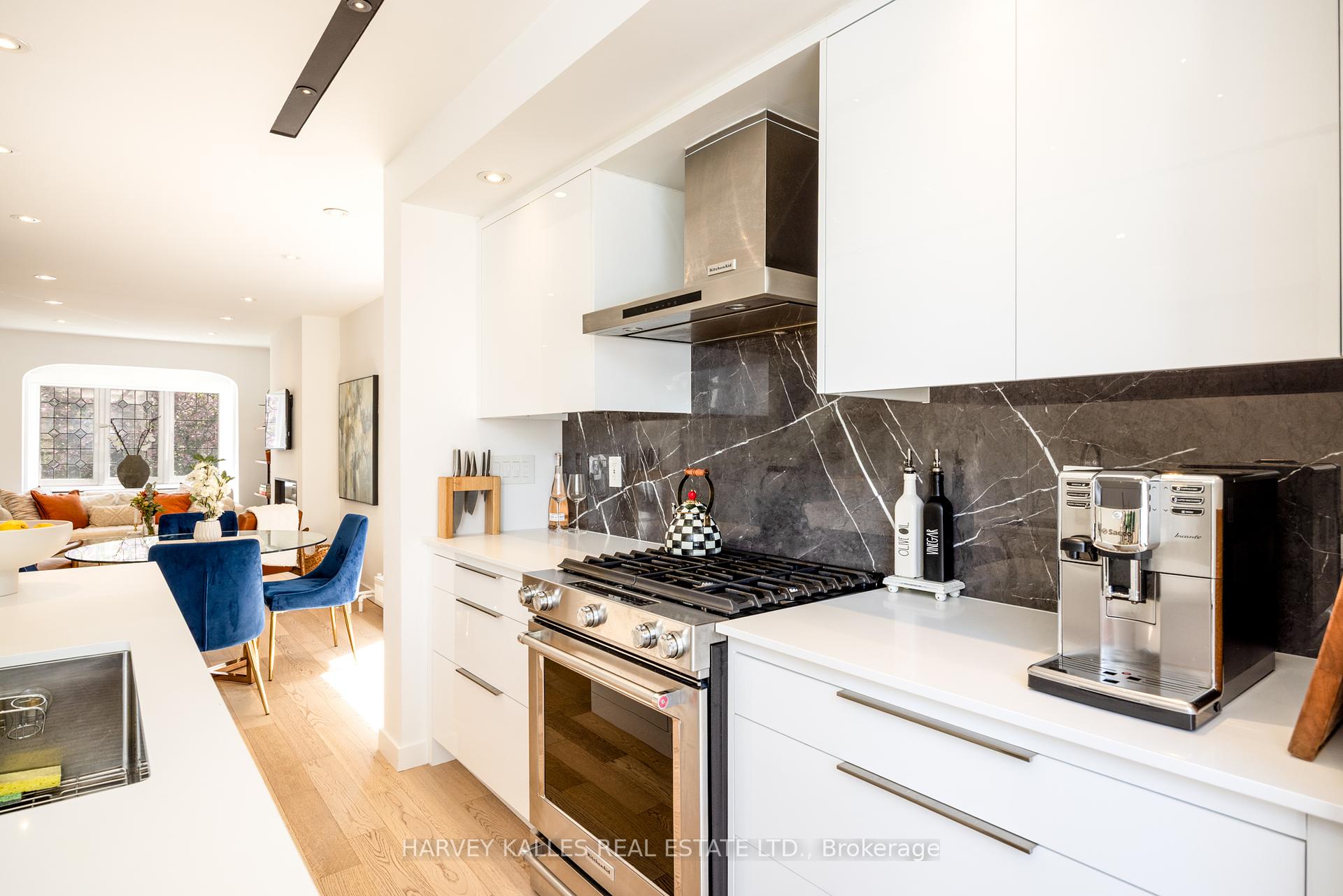 380 Old Orchard Grove