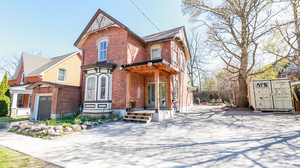 121 Mulcaster