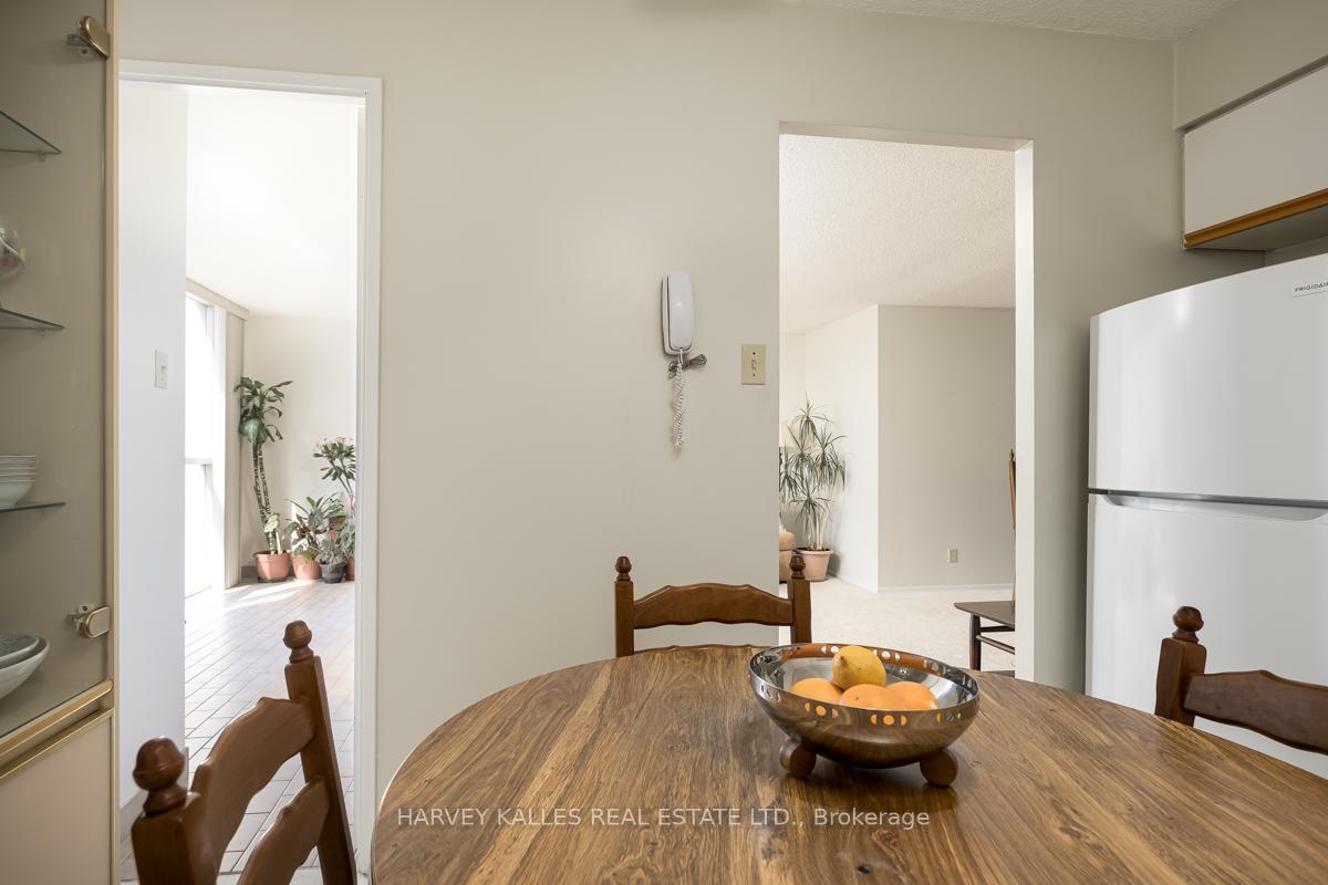 61 Markbrook Lane 911