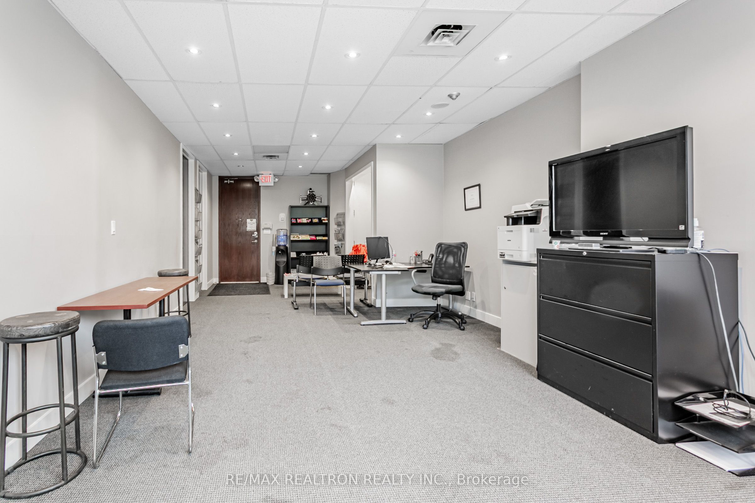 120 Carlton Street, #201