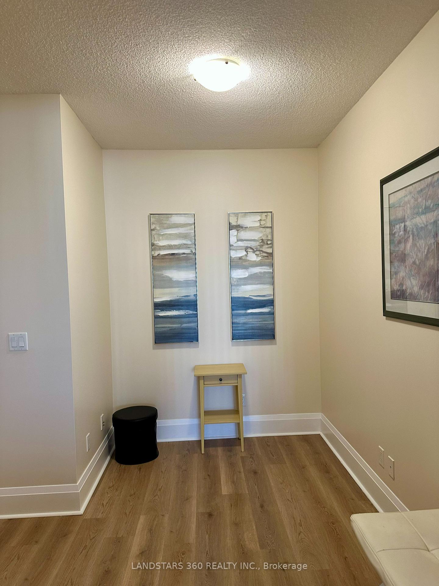 3 Bedrooms Condo at 100 Harrison Garden, Toronto For sale