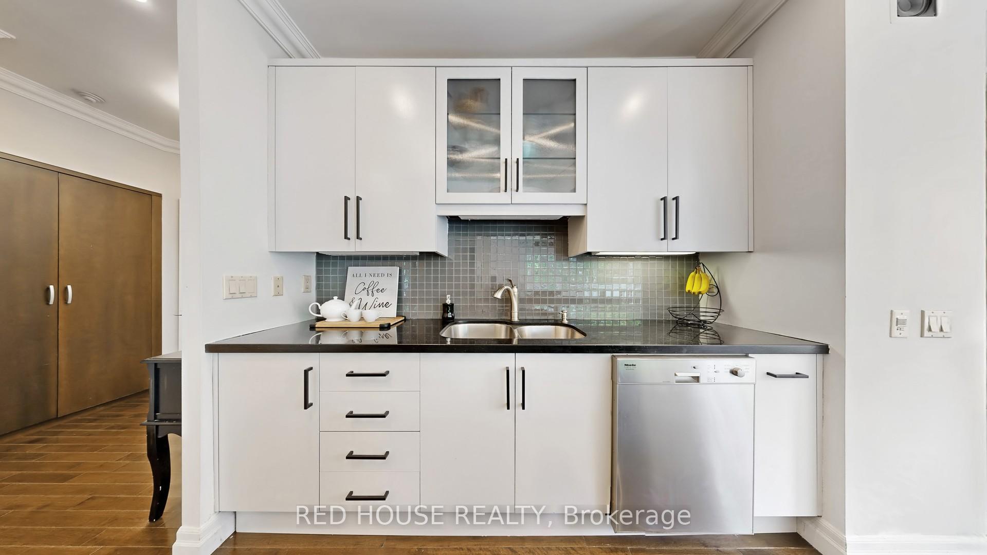 2 Bedrooms Condo at 890 Sheppard, Toronto For sale