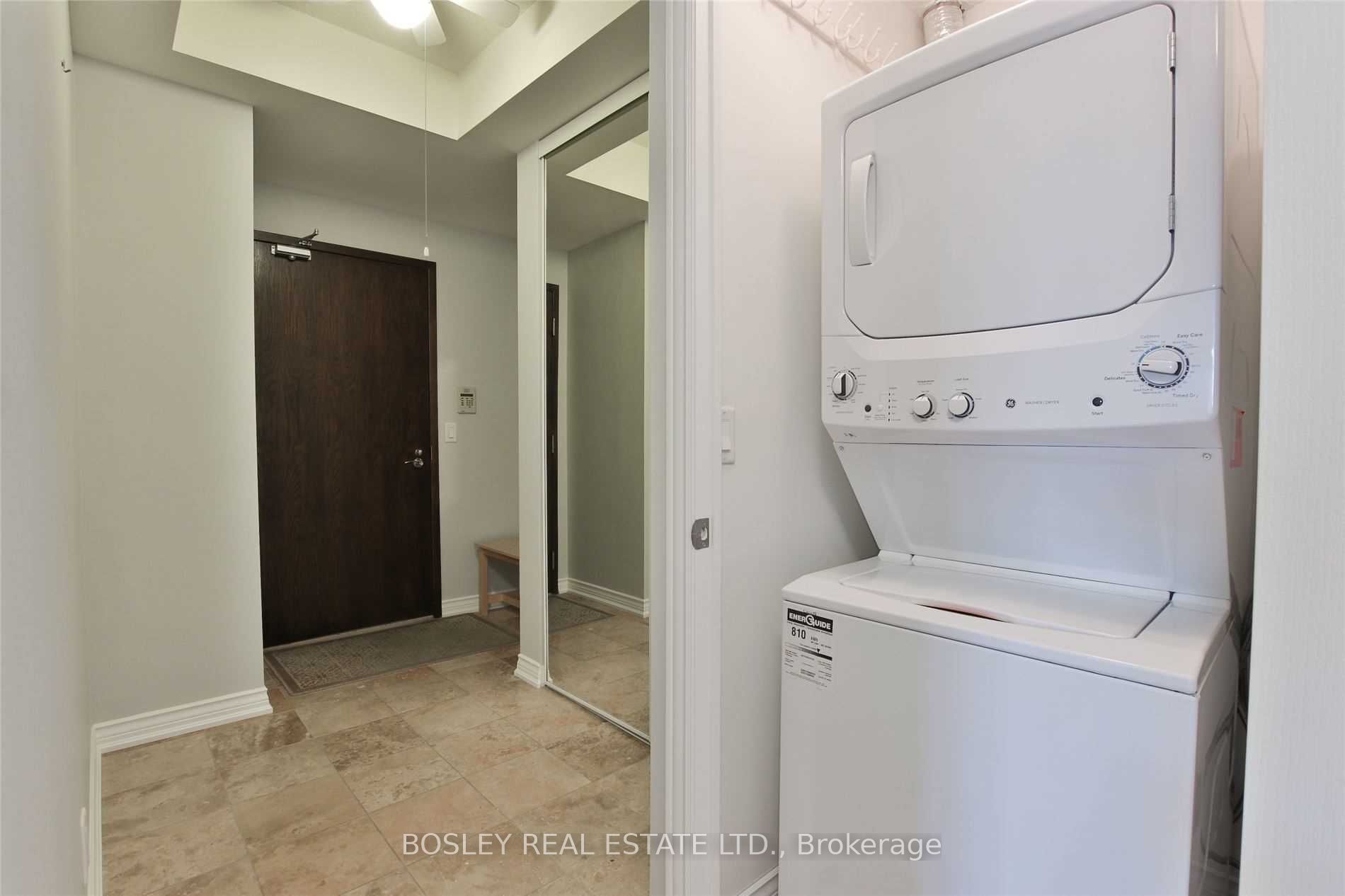 438 Richmond Street W, #410