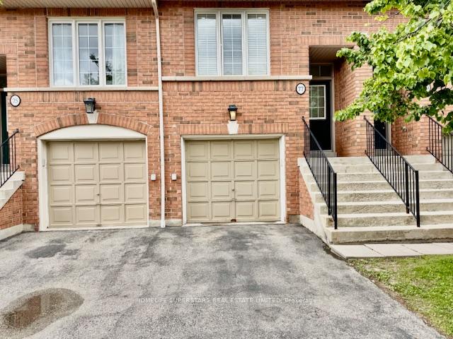 4 Bedrooms Condo at 4950 Albina, Mississauga For sale