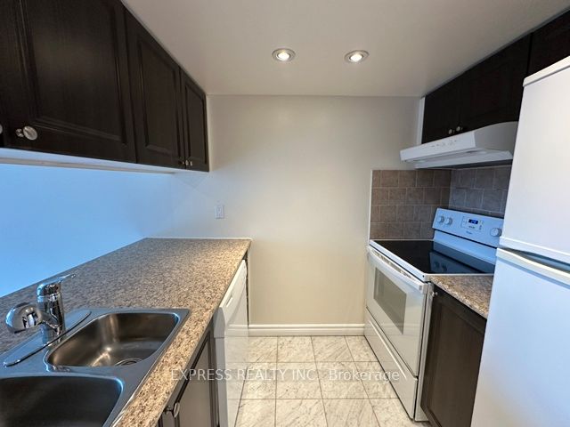 38 Elm Street, #2409