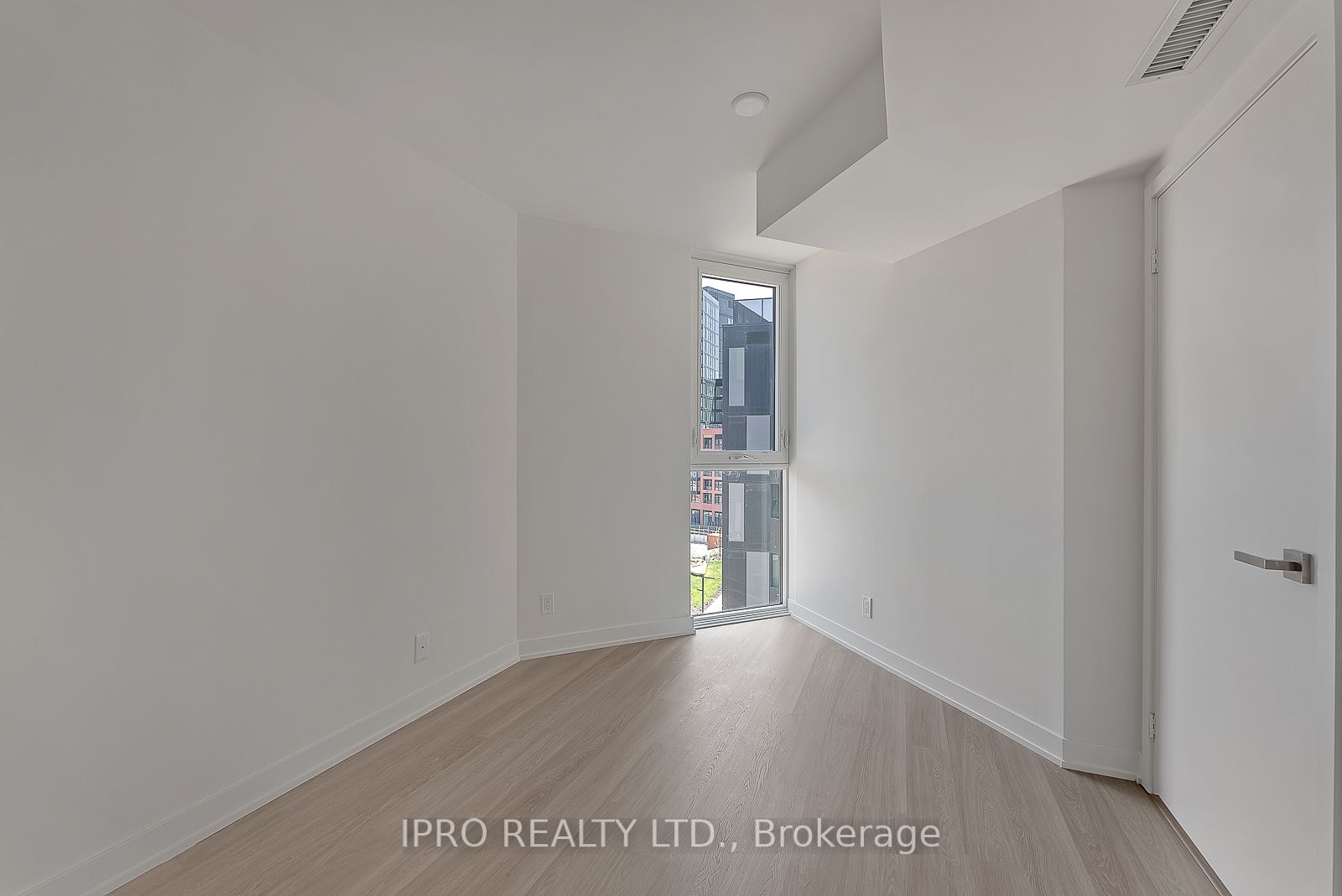#630 - 30 Tretti Way, Toronto, ON M3H 0E3