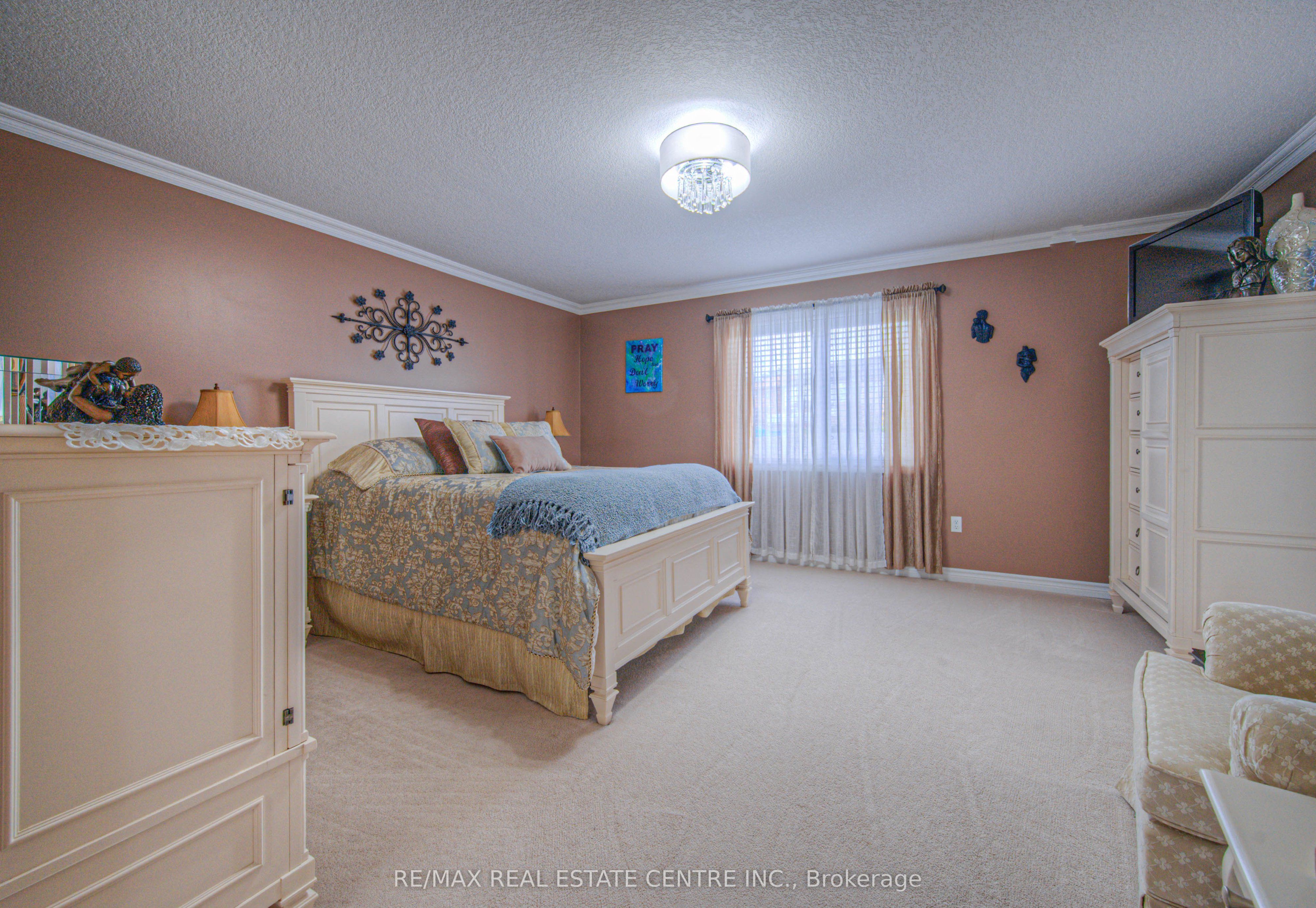 175 Bailey Drive, Cambridge, ON N1P 0A1