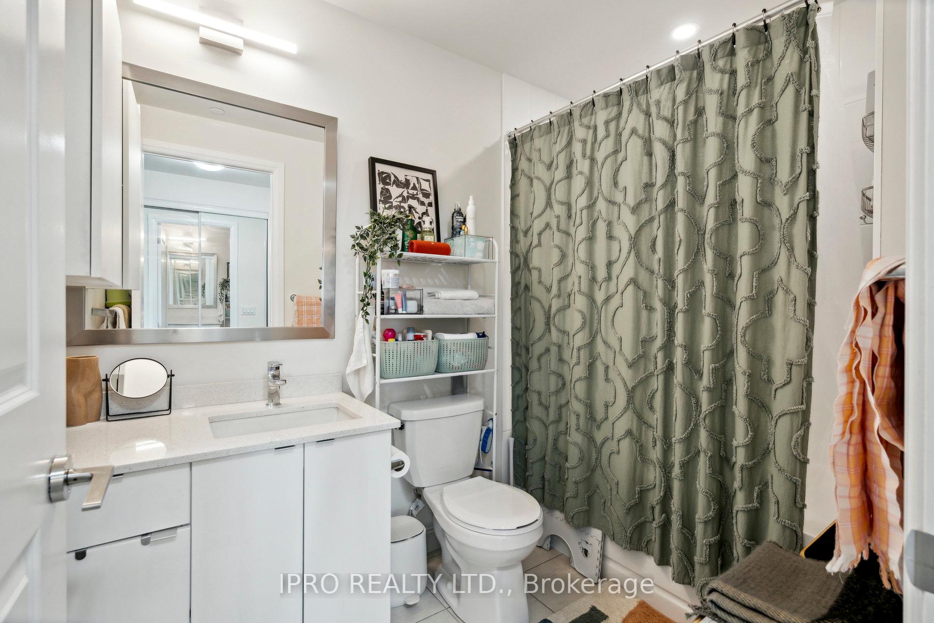 2 Bedrooms Condo at 50 Thomas Riley, Toronto For sale