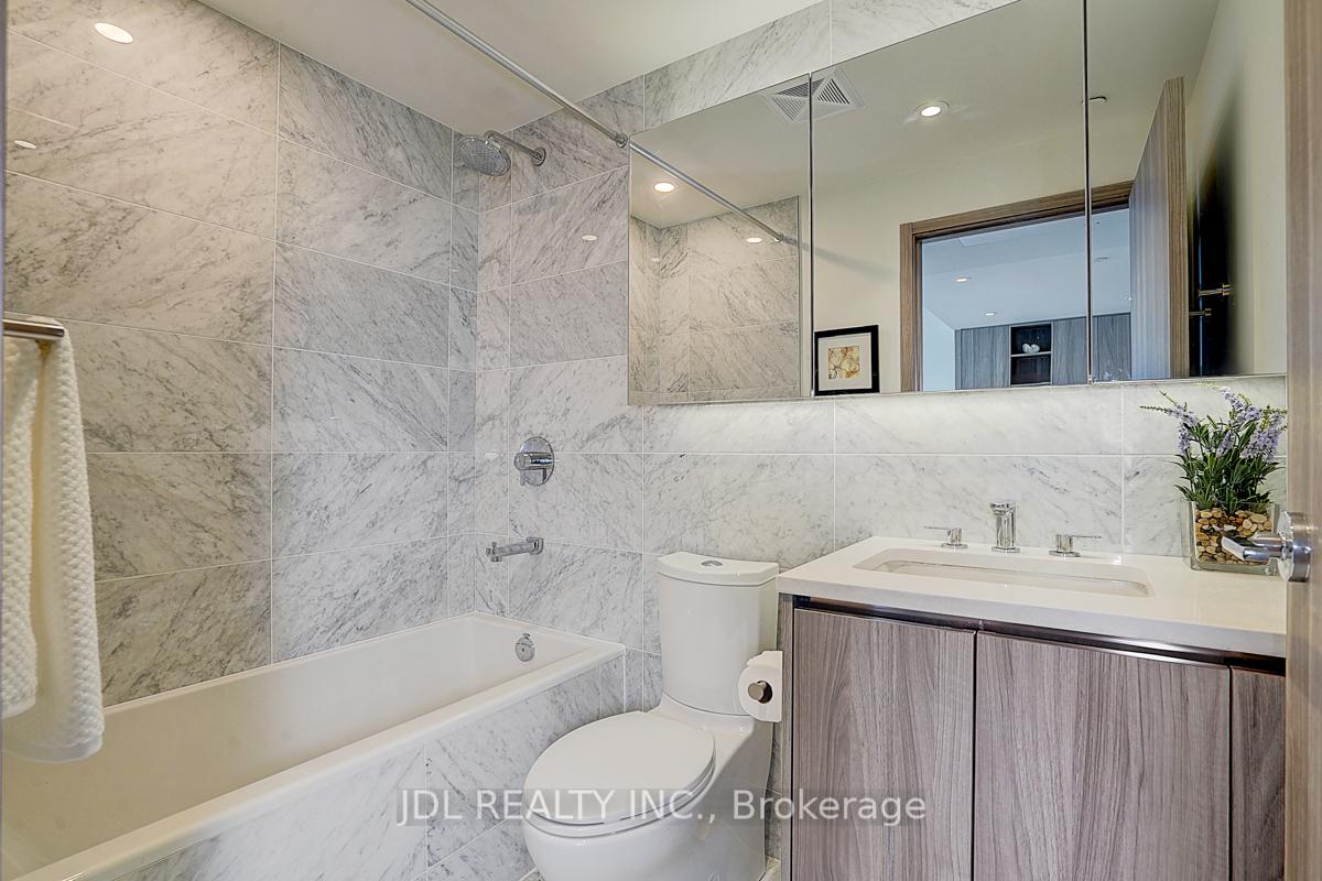 3 Bedrooms Condo at 95 Mcmahon, Toronto For sale