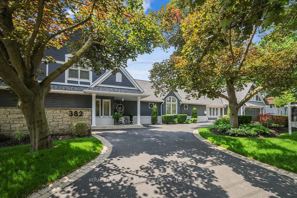 382 Trafalgar