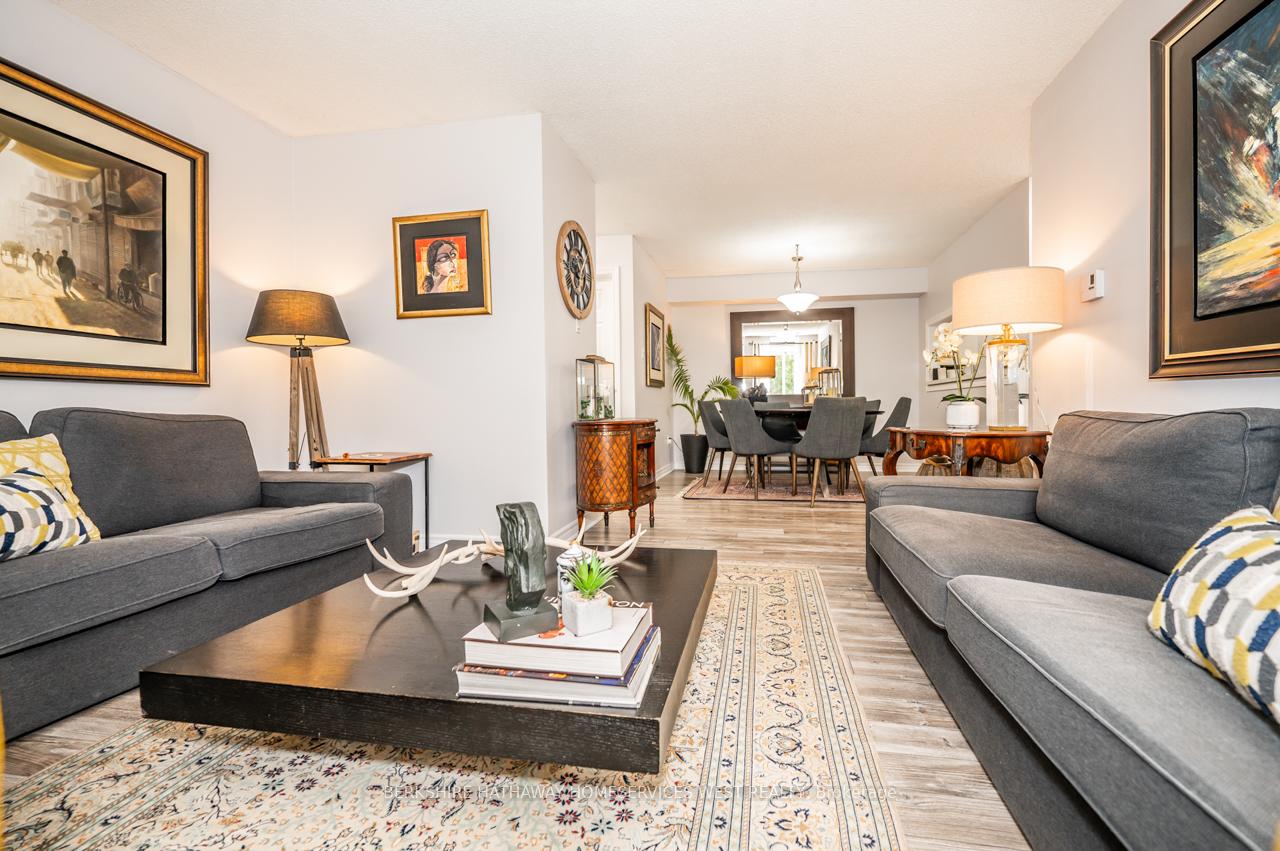 3 Bedrooms Condo at 1450 Glen Abbey,  Oakville For sale