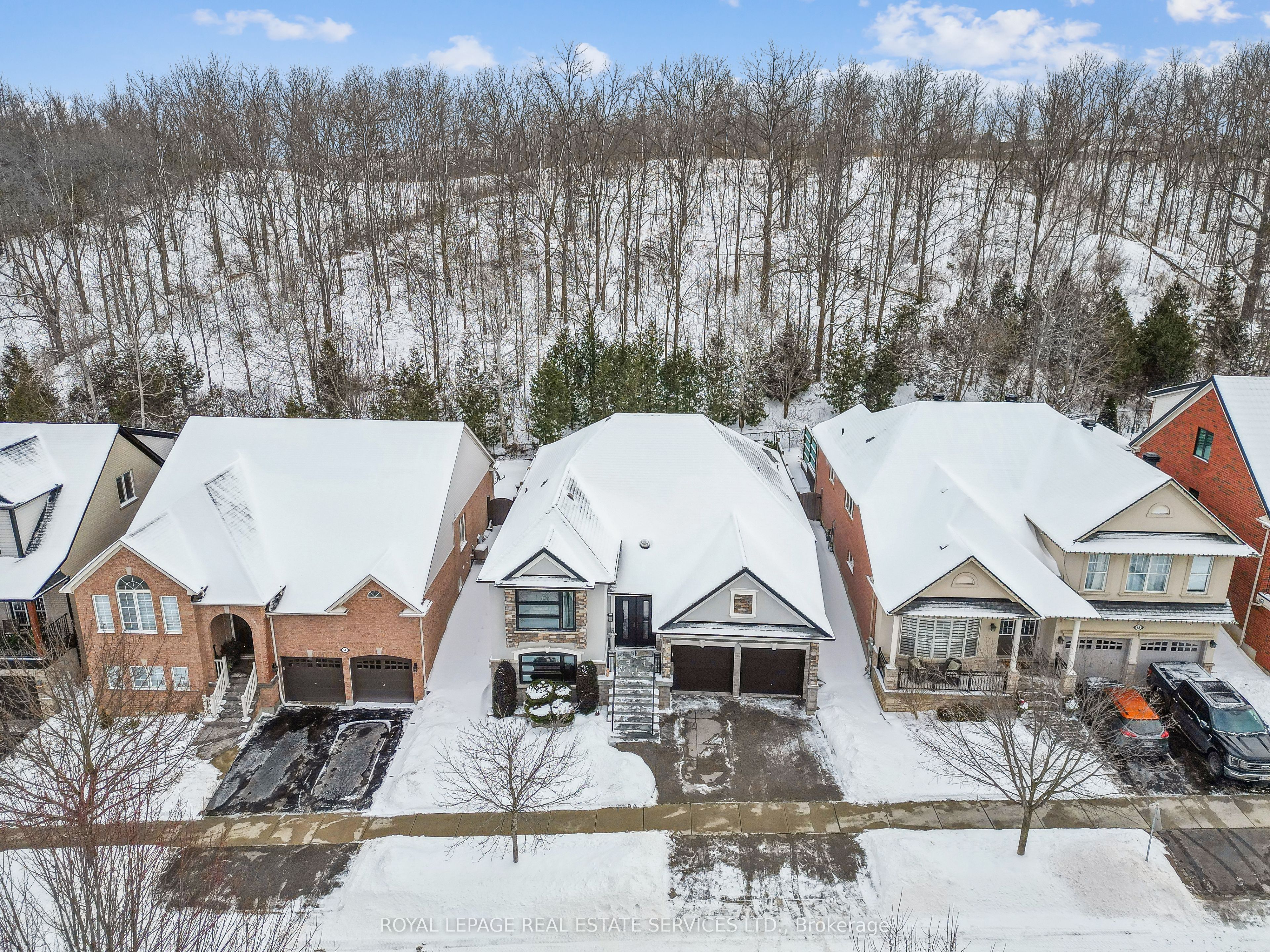 16 Arborglen Drive