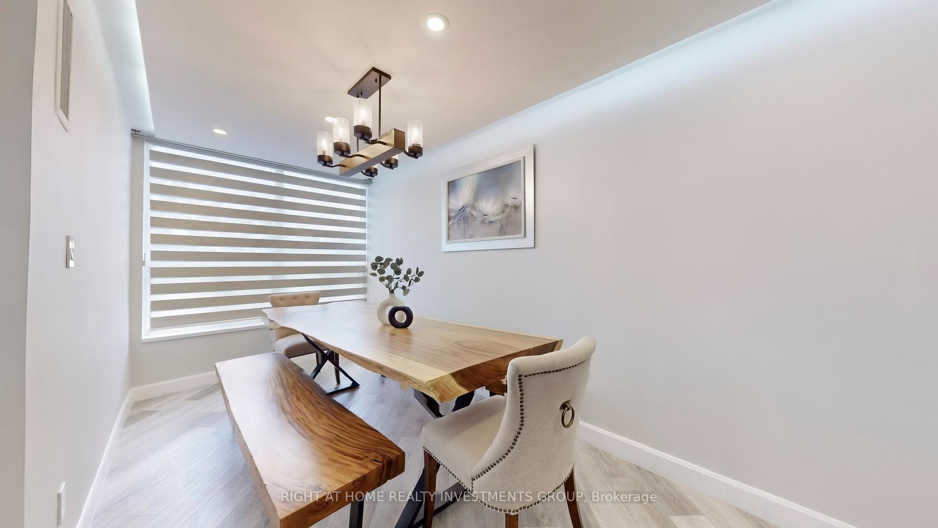 3 Bedrooms Condo at 85 Emmett, Toronto For sale