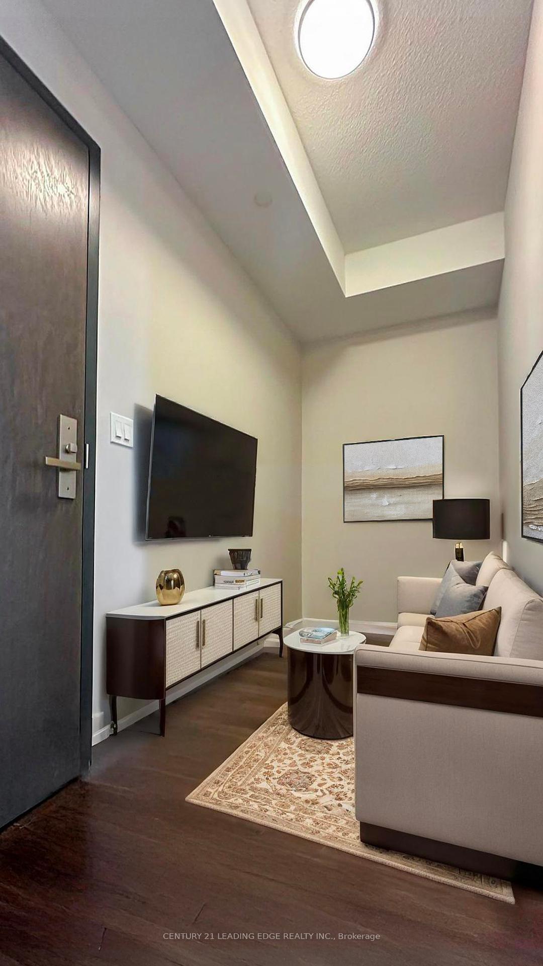 2 Bedrooms Condo at 50 FOREST MANOR, Toronto For sale