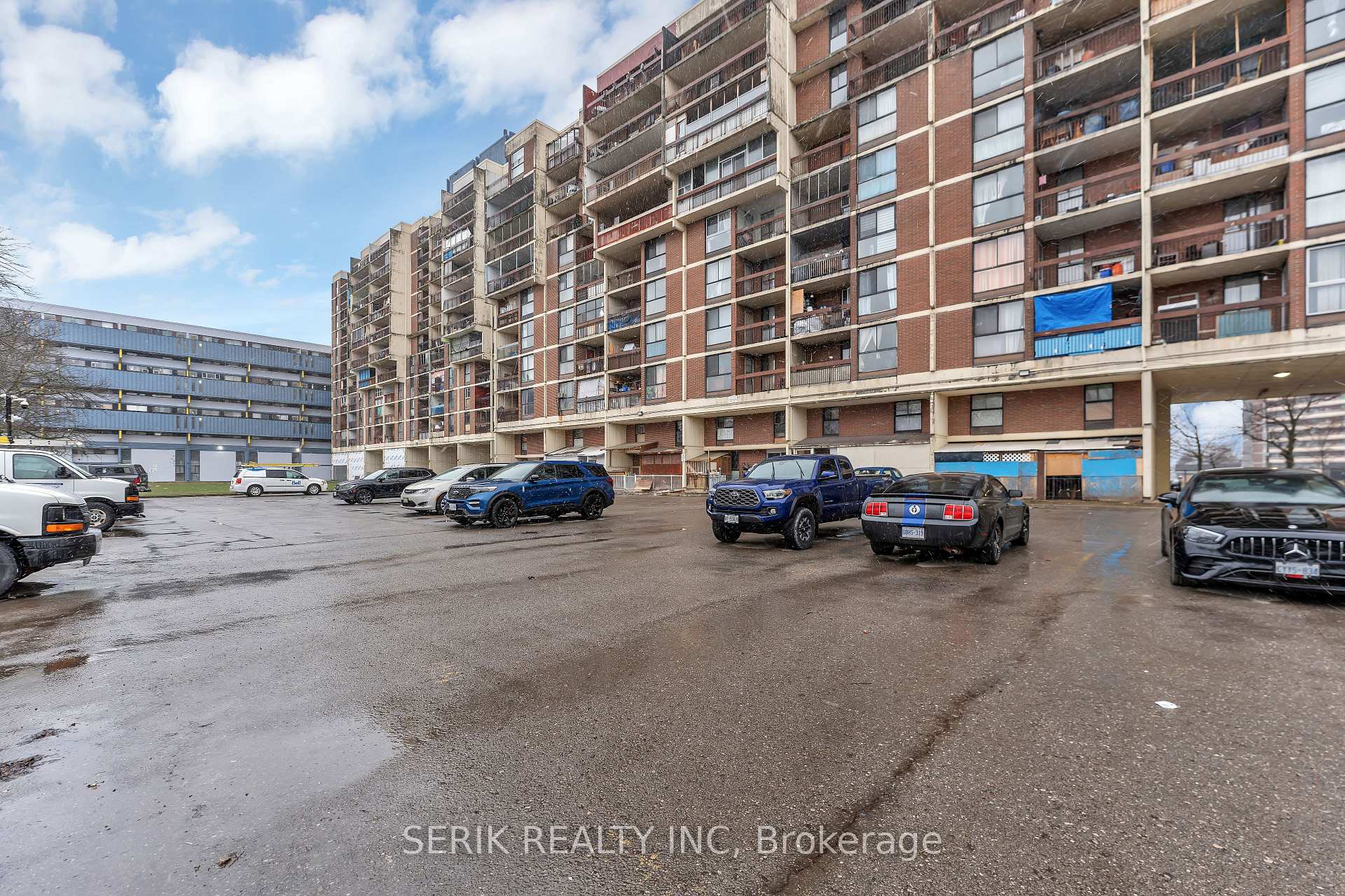 2 Bedrooms Condo at 4673 Jane,  Toronto For sale